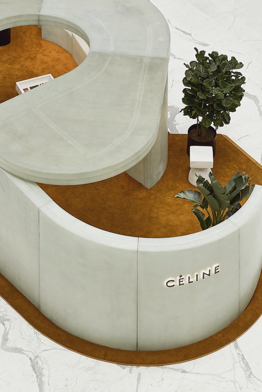 AJP Celine popup 01